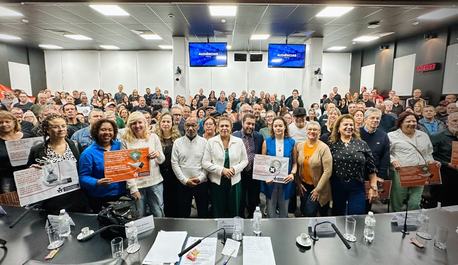 aposentados-do-itau-lotam-audiencia-publica-pelo-direito-a-saude-na-alesp