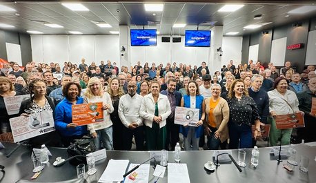 aposentados-do-itau-lotam-audiencia-publica-pelo-direito-a-saude-na-alesp