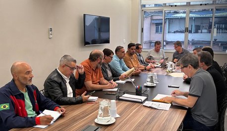 negociacoes-avancam-e-mercantil-reduz-meta-da-plr-2025-em-resposta-a-coe