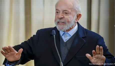 governo-lula-estuda-maneira-de-amenizar-porta-giratoria