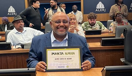 mnu-recebe-medalha-tiradentes-e-almir-aguiar-e-homenageado-com-diploma-marta-almeida-no-rio-de-janeiro