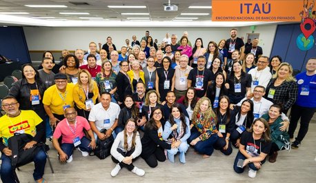 encontro-nacional-dos-funcionarios-do-itau-unibanco-debate-conjuntura-tecnologia-e-desafios-da-categoria