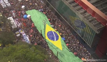 multidoes-tomam-as-ruas-e-redes-contra-a-pec-da-bandidagem-e-contra-a-anistia-aos-golpistas