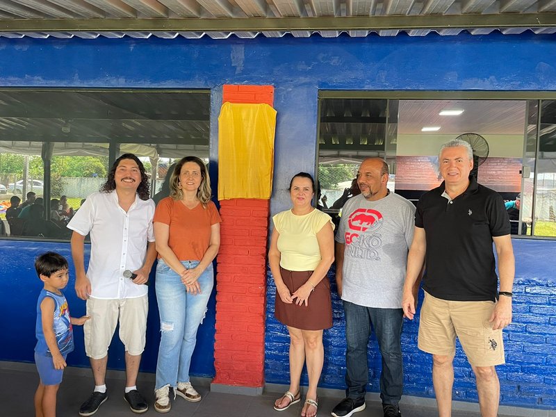 descerramento de placa comemorativa dos 40 anos de fundação do SEEBPPMS