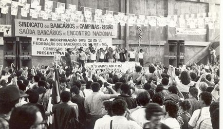 ha-40-anos-bancarios-fizeram-a-maior-greve-da-historia-e-consolidaram-a-unidade-nacional
